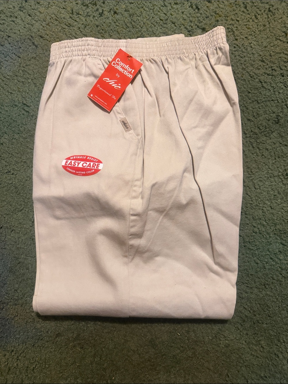 chic Straight-Leg Women's Pants in Light Beige